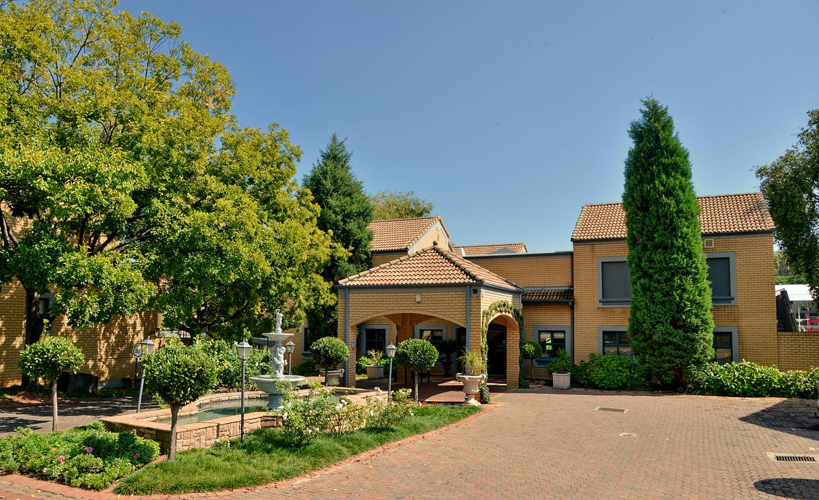 Courtyard Eastgate