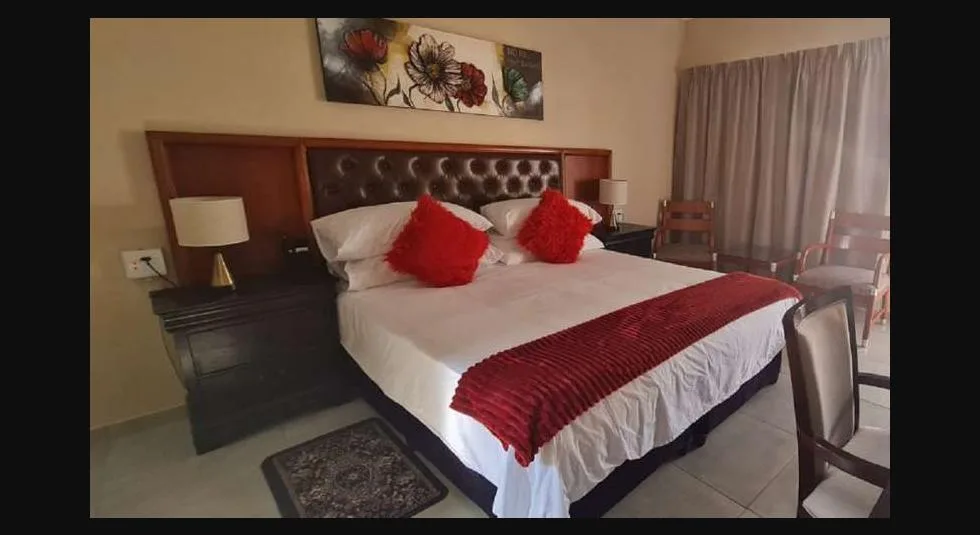 Benoni N12 Hotel