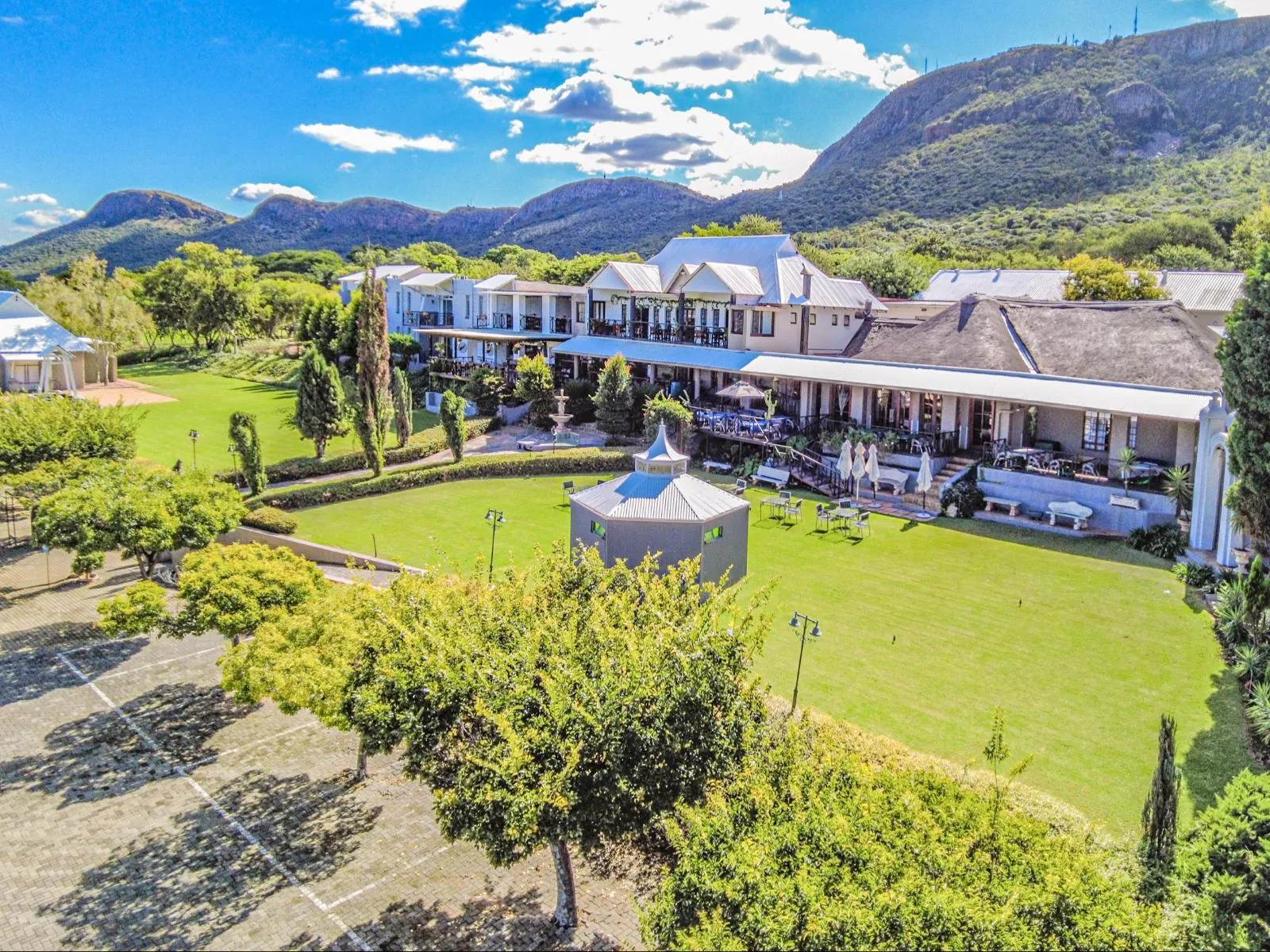 Hartbeespoort Couples Getaway  5