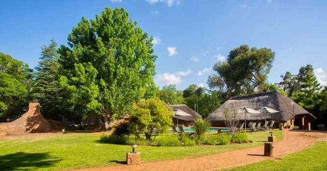 Whispering Pines Country Estate 3