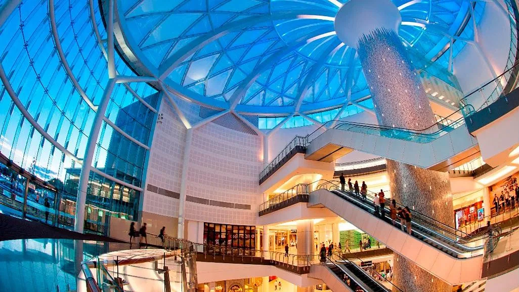 SANDTON CITY LIGHTS WITH ACCOMMODATION, THAI MASSAGE, DINNER