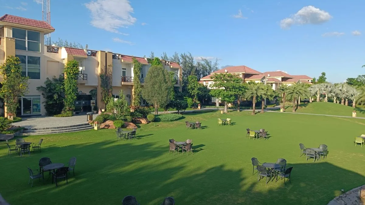 Women's Day Spa & Lunch Escape at Kloofzicht Lodge