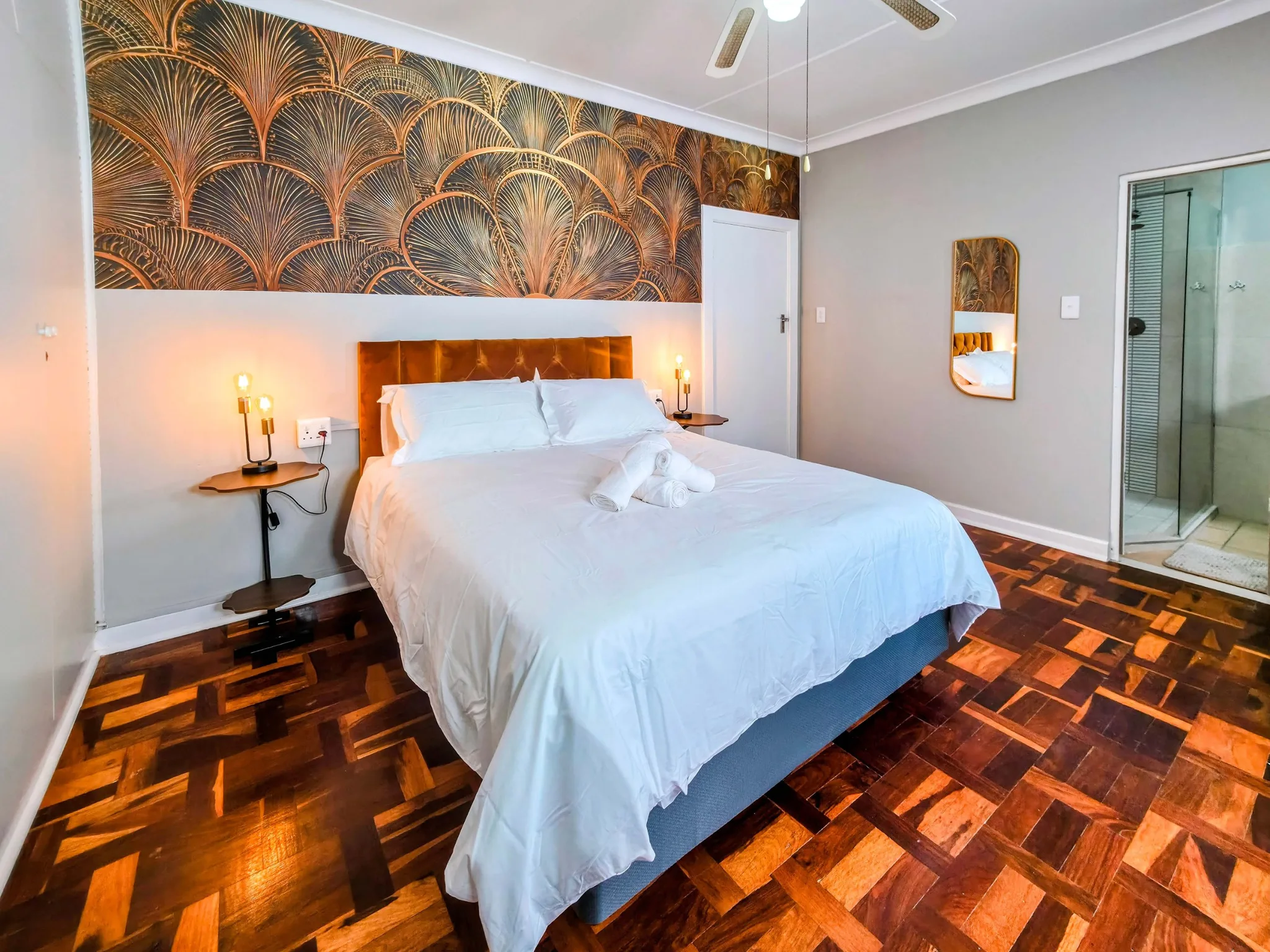 Tau Golden Mane Guest House 2