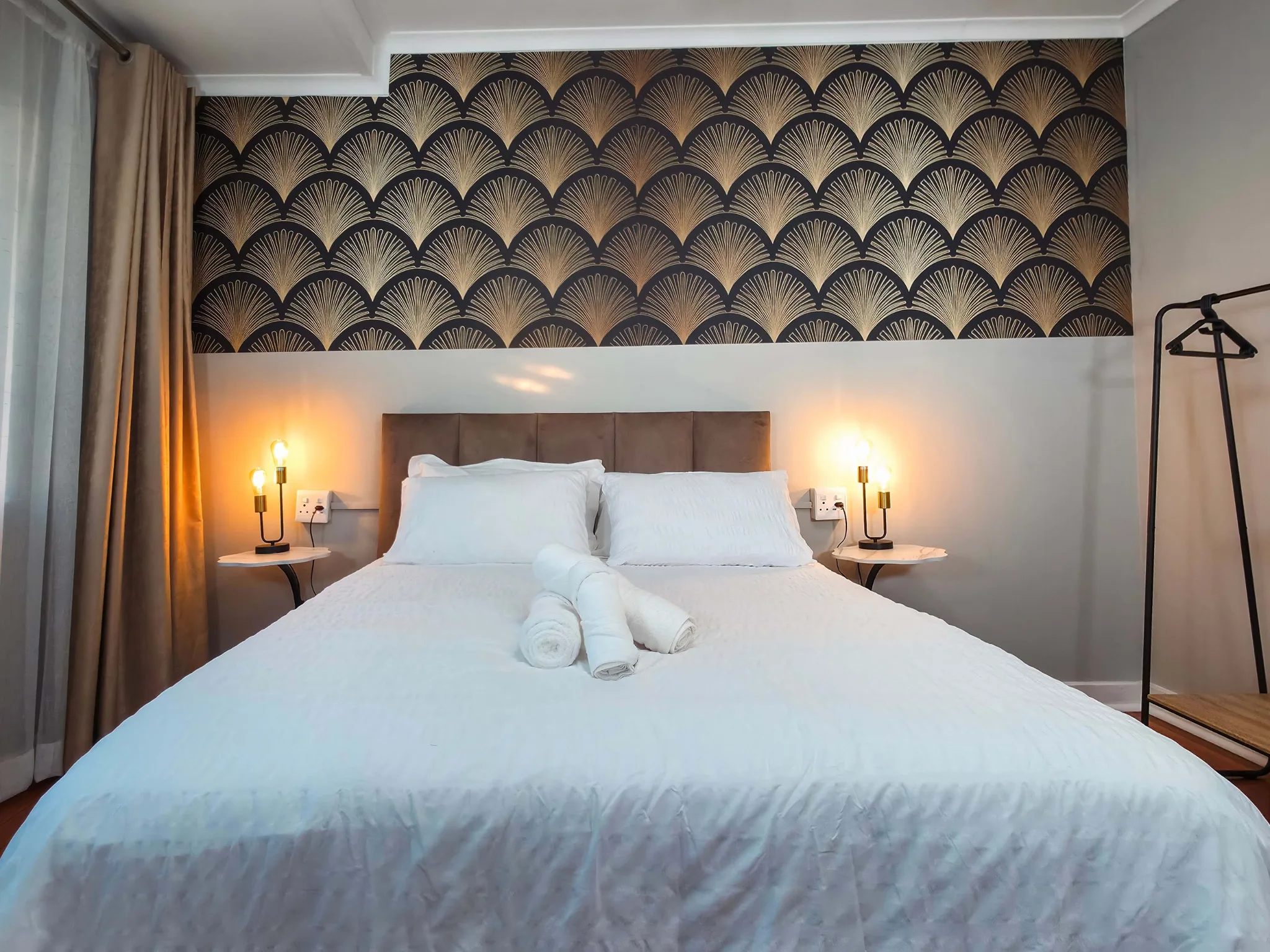 Tau Golden Mane Guest House 3